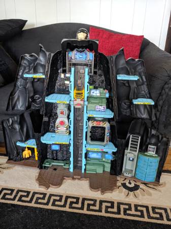 Big! 33" tall Batman Batcave Playset Spin Master 1