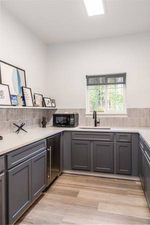 $1,725 / 1br - 692ft2 - Ubicado en Everett, 1bd 1ba, Estufa Eléctrica (525 112th St SE, Everett, WA)63814711330689123