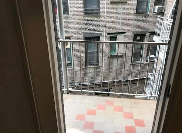 $3,250 / 2br - 600ft2 - Cool 2-bed great for roommates on a budget right @ Mulberry/Bayard St. (Lower East Side)64033800787459124