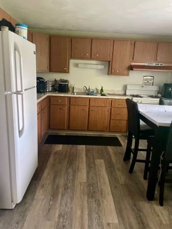 $1,360 / 2br - Lovely 2 Bedroon Side by Side Duplex (Depew)63925204924546120