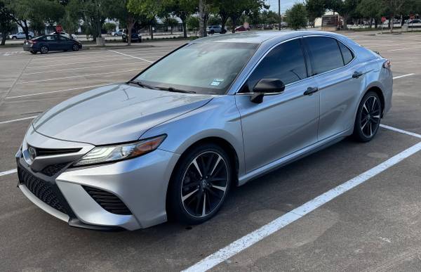2019 Toyota Camry XSE - $16,00063622365696387121