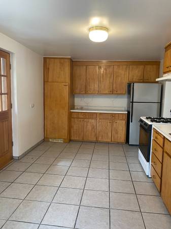 $2,000 / 3br - 1000ft2 - FOR RENT: Available Sept. 1 2025:  3 Bedroom/1 Bath Santa Fe, NM (Santa Fe)63659885160961122
