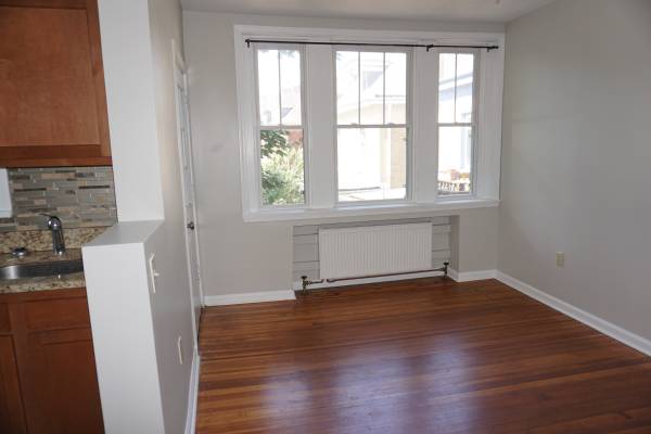$1,699 / 2br - 2 Porches to Relax on after a days hard work!!!! (East Liberty)64013374641409123
