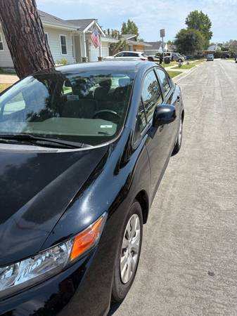 Honda civic base - $5,000 (Long Beach)63623879263873123