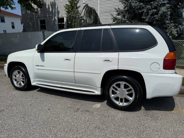 2007 GMC Envoy Denali totalmente equipado, funciona excelente y se ve hermoso - $2,700 (Staten Island)63618038882307121