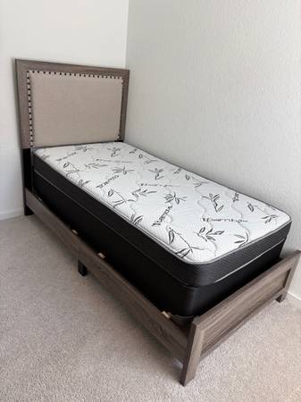 Twin bed set 1