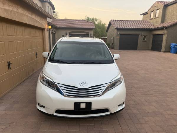 2015 Toyota Sienna Limited Premium, 68 mil millas, 1 propietario - $24,500 (Scottsdale)63469902656515124