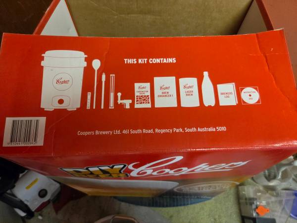 Make Your Own Beer Kit 1