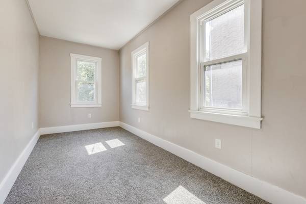 $1,099 / 2br - 2641 S 18th Street Apt #1--- 2 Bedroom, 1 Bathroom--- Available Now!64013205372930120
