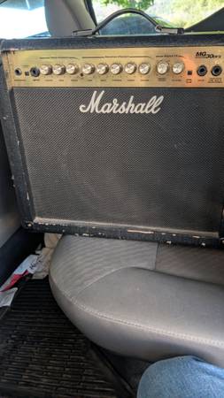 Marshall mg 30dfx 1