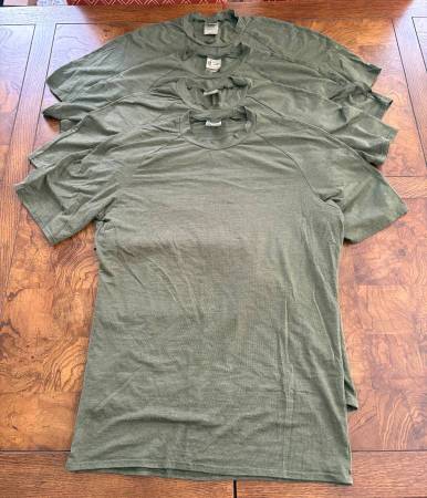 (Qty 4) US Marines Fire Resistant Green Potomac Medium T-Shirts 1