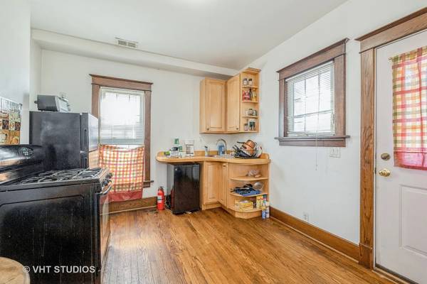 $860 / 1br - Amueblado, Compartido, Centro de Naperville, Comutador a Chicago (Naperville)63959875593091121