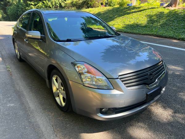 09 Altima V6 SE Limited >One-owner<  Pristine condition! - $4,500 (Edmonds)63624422409473123