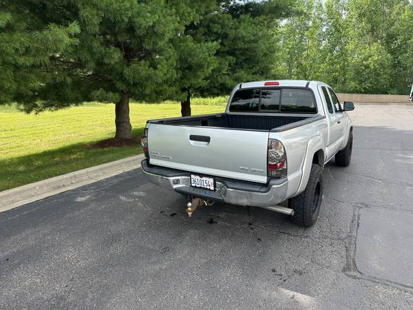 2007 Toyota Tacoma 123K Miles - $10,500 (McHenry)63624834153217124