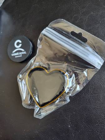 NEW! Phone pop sockets 1