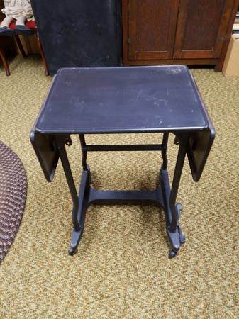 Vintage antique typewriter table 1