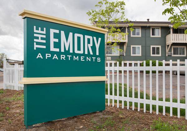 $1,147 / 2br - 650ft2 - Pet friendly apartments with an 80lbs weight limit! (930 N. Murray Blvd.)63658247093763123