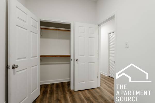 $2,895 / 3br - Massive 3BR/2BA Available Now (Logan Square)64041811677571124