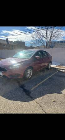 Ford focus 2017 - $4,500 (Richfield)63481461213441124