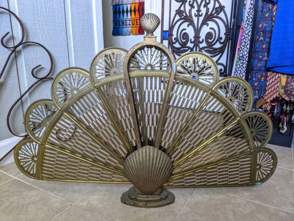 FIREPLACE SCREEN 1