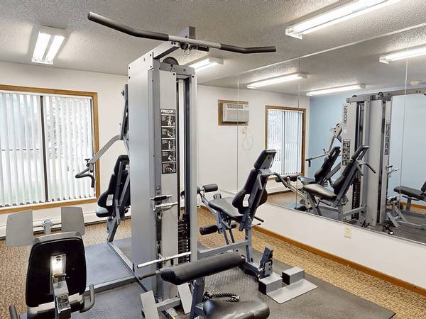 $890 / 1br - 730ft2 - Expect More From Your Apartment! (Conveniently located US HWY 10 & HWY 23)63988653877890122