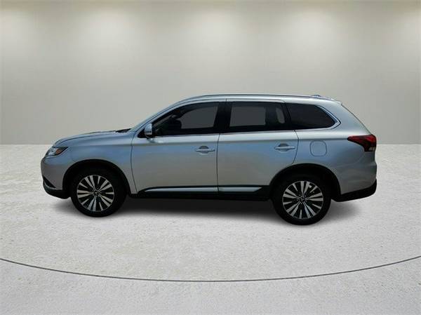 2020 Mitsubishi Outlander 4x4 4WD ES SUV - $14.999 (Prestige Motors Pasco)63470423513475123