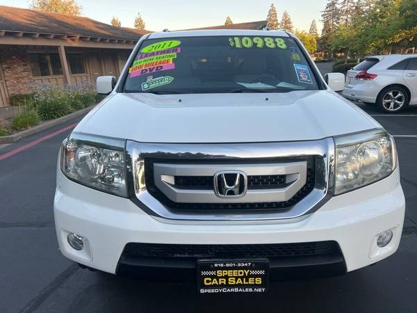 Piloto Honda 2011 EX-L con DVD - $10,988 (Sacramento)63613706377347121