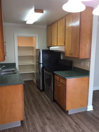 $2,750 / 2br - 800ft2 - 2 dormitorios/1 ½ baño - Ubicación maravillosa - Cerca del campus de Apple Cupt (sunnyvale)63668028477955123