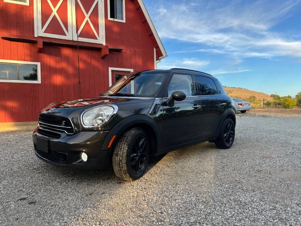 2016 MINI Countryman Cooper S Crossover - $9.950 (morgan hill)63469744287491122