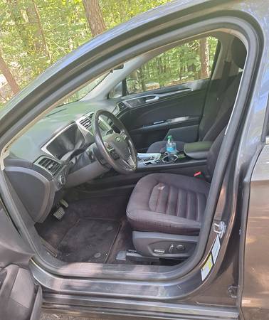 2015 Ford Fusion SE - $4,906 (Johns Creek)63621042279809124