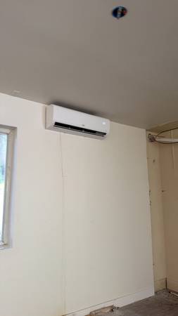 Mini split 12000 btu installed 1