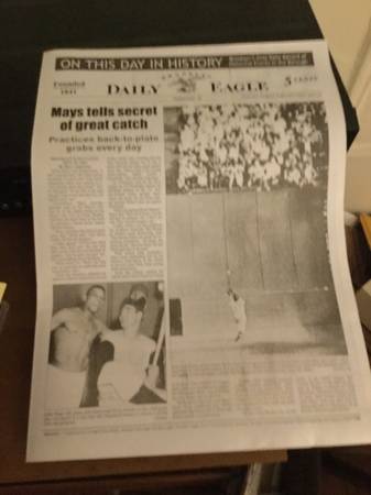 Willie Mays Newspaper reprint of great catch 1