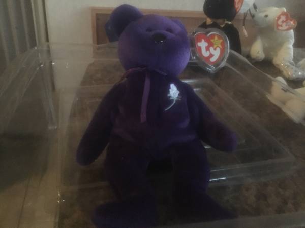 Beanie babies including Princess Diana’s famous bear  Beanie World book featur 1