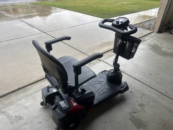 Scout scoter. Good condition 1