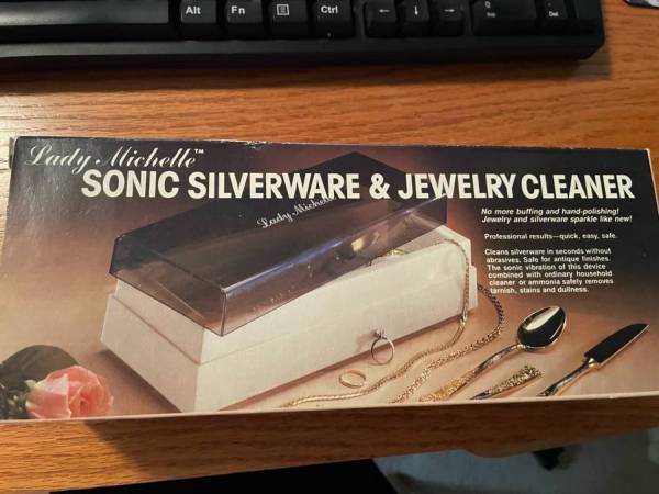 Sonic silverware and jewelry cleaner 1