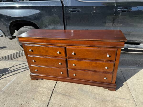 Large six drawers dresser 1