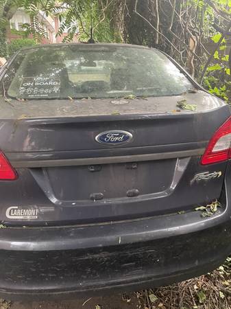 2012 Ford Fiesta- Rare, Manual Transmission- Low Miles - $1,000 (Far Rockaway)63469897770499124