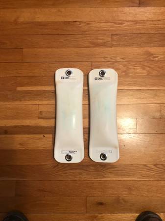 Boat / Dock Bumpers White 4” X 14” OMC Like New Cond. FREE SHIPPING 1