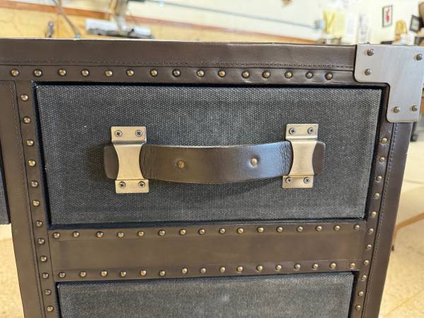 Desk from Restoration Hardware - $250 (Madison)62945092597635121