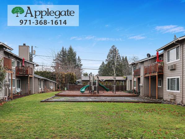 $1,685 / 2br - Storage Space and Availability 24 Hours in our Spacious Two Bed Unit (SE Portland)63914856070787120