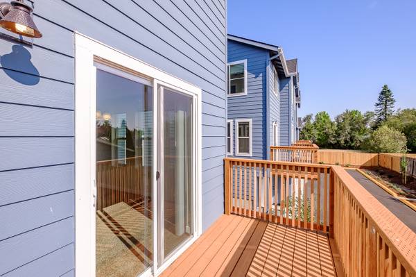 $2,695 / 4br - 1485ft2 - Modern Energy Efficient 4 Bedroom Townhome! (Corvallis, Or)63945101239555123