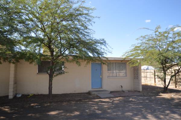 Updated 2-bedroom unit! 1
