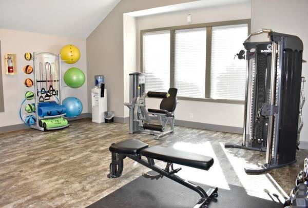 $1,393 / 1hab - 730ft2 - ¡Hermoso departamento de 1 habitación con lavandería interna, acceso a piscina y más! (Gresham)63820848920577121