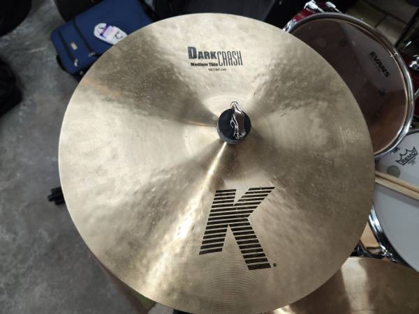 Zildjian 16" medium- thin dark crash 1