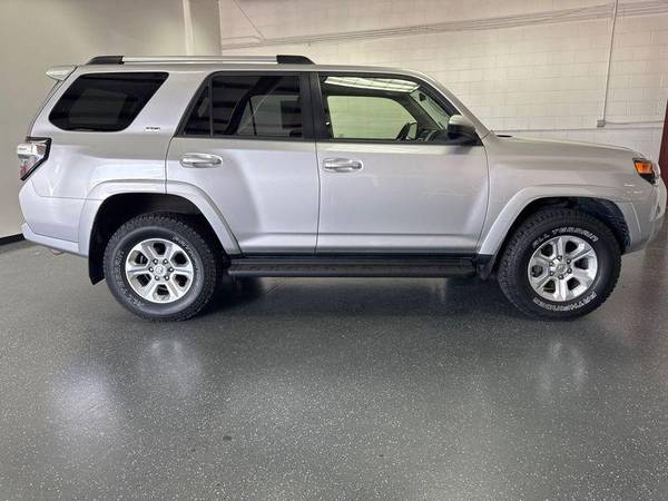 2019 Toyota 4Runner SR5 Clean CARFAX, Adventure-Ready SUV With Rugged Capabiliti - $29,950 (+ Good/Bad/No Credit - No Problem!)63619930313089122