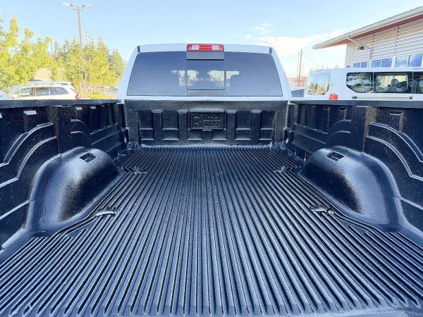 2018 RAM 3500 SLT Crew - Photo 15