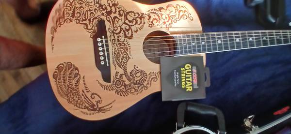 6 String Luna Electric Acoustic Guitar w/ Hardshell Case - $325 (Searcy Arkansas)63471311935875120