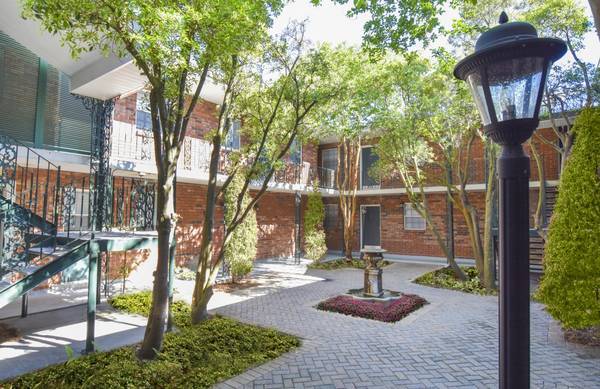 $1,155 / 1br - 562ft2 - 1st Floor Apartment Available at Lanai! Water & Electricity Included! (Metairie)63903771661698121