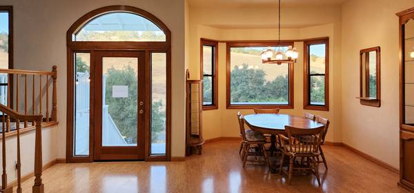 $1,150 / 3br - 2000ft2 - Bedroom w semi private bathroom available in the beautiful El Dorado Hills (El Dorado Hills)64043663175811121
