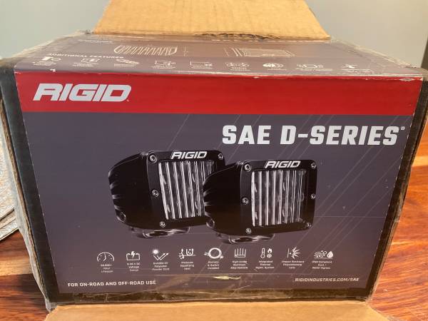 RIDGID  LED LIGHTS 1